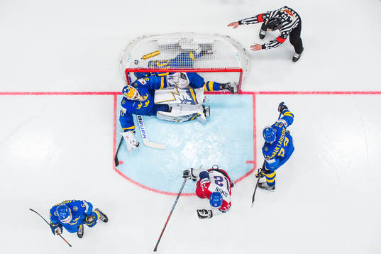 Adam Larsson , Elias Pettersson , Oliver Ekman Larsson and