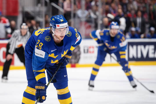 Elias Lindholm of Sweden