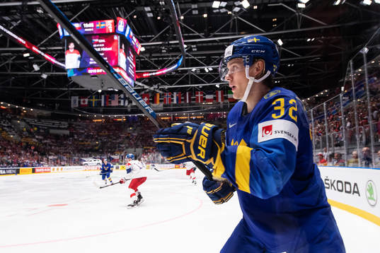 Oskar Lindblom of Sweden