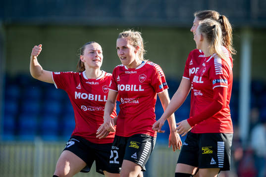 Limhamn Bunkeflos Rebecka Persson jublar
