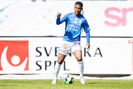 Trelleborgs Nebiyou Perry