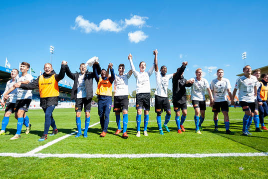 Halmstads spelare jublar