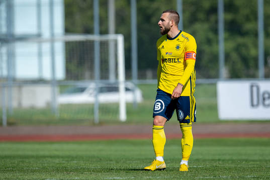 Ängelholms Filip Pivkovski deppar