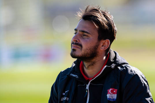 Prespa Birliks tränare Adem Özay deppar