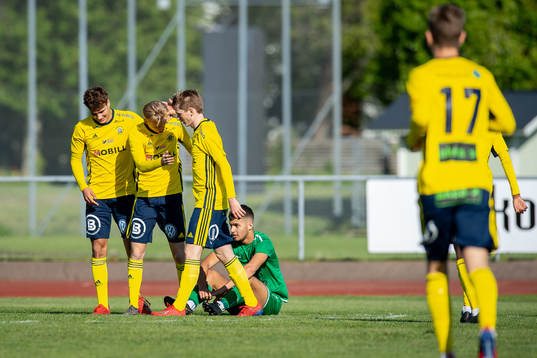 Ängelholms spelare jublar