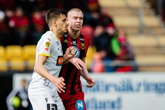 Häckens Alexander Jeremejeff och Östersunds Thomas