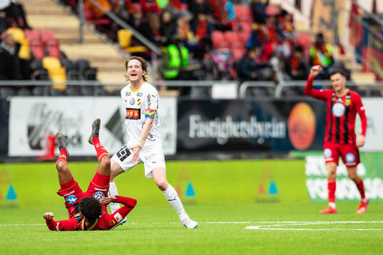 Häckens Erik Friberg reagerar