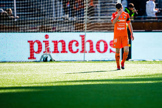 AFC Eskilstunas Anel Rashkaj deppar