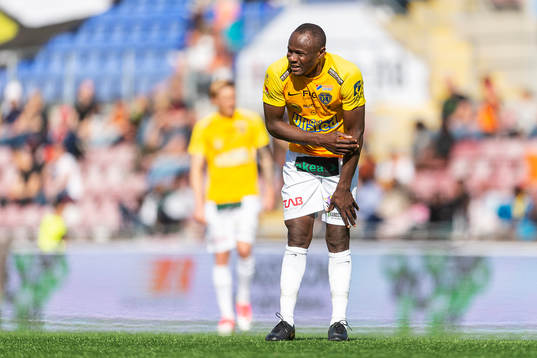Falkenbergs Nsima Peter deppar