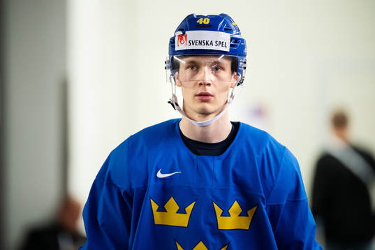Elias Pettersson of Sweden at a practice session