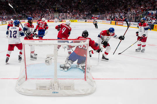Michael Frolik of Czech Republic celebrates