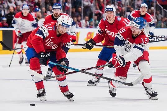 Mattias Nørstebø of Norway and Jakub Vrana of Czech