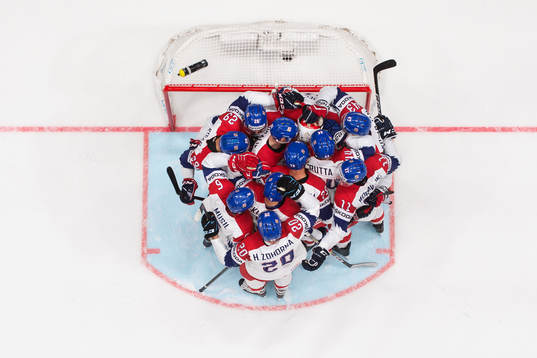 Players of Czech Republic celebrate their win