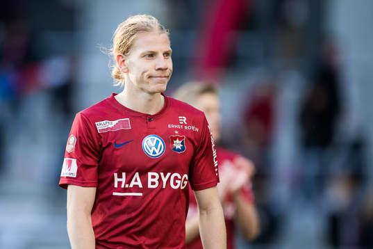 Örgrytes Gustav Ludwigson deppar