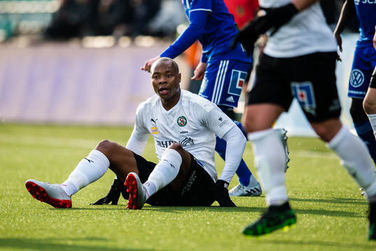 Örebros Carlos Strandberg deppar