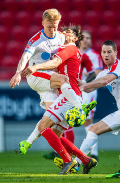Kalmars Mahmoud Eid och Helsingborgs Andreas Landgren