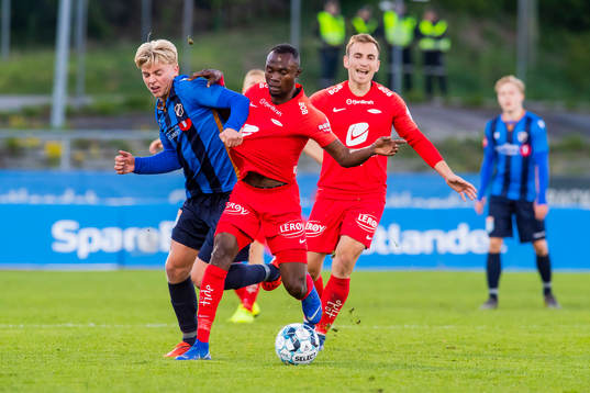 Tobias Børkeeiet of Stabæk and Gilbert Koomson of Brann