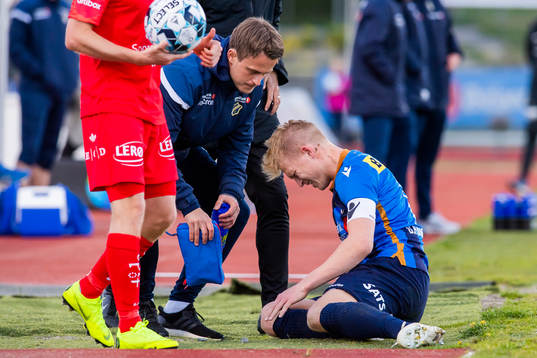 Andreas Hanche-Olsen of Stabæk with an injury