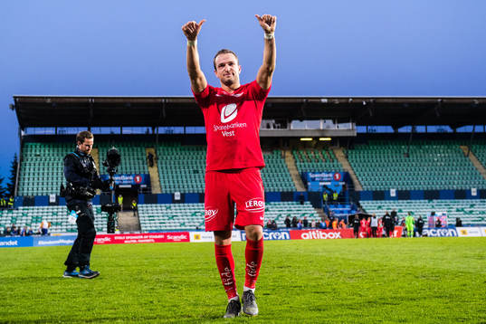 Veton Berisha of Brann celebrates