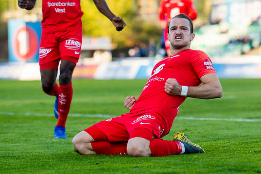 Veton Berisha of Brann celebrates