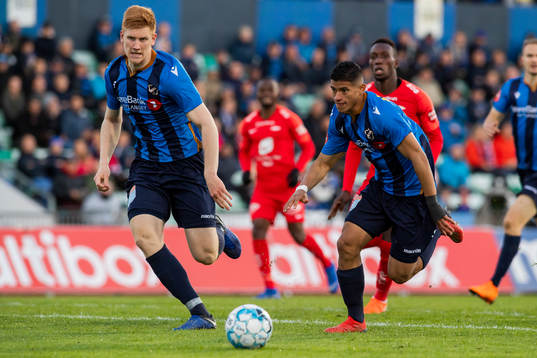 Madis Vihmann and Ronald Hernández of Stabæk