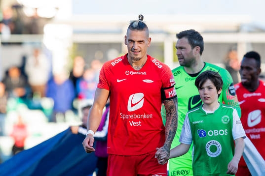Vito Wormgoor and goalkeeper Håkon Opdal of Brann