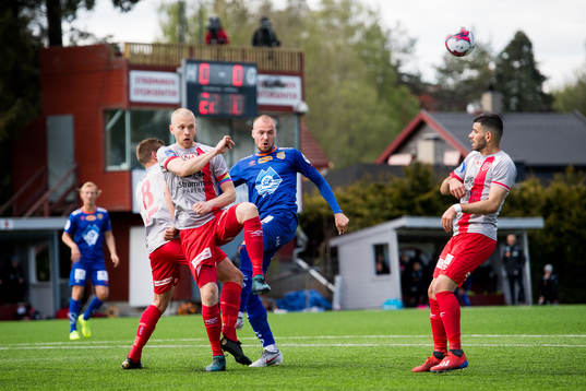 John Olav Norheim of Strømmen and Aron Elís Thrándarson