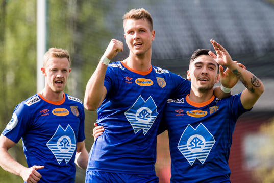 Bläddra bland fler bilder av Football, OBOS-ligaen, Strømmen - Aalesund