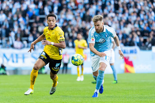 Malmö FFs Rasmus Bengtsson och Elfsborgs Kevin Kabran