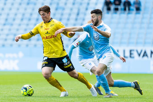 Elfsborgs Simon Olsson och Malmö FFs Erdal Rakip