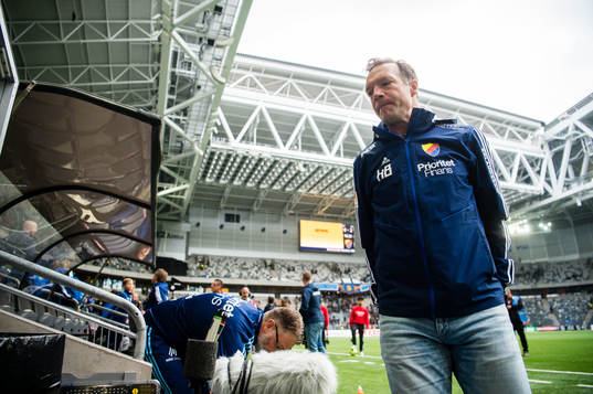 Djurgårdens tränare Kim Bergstrand deppar