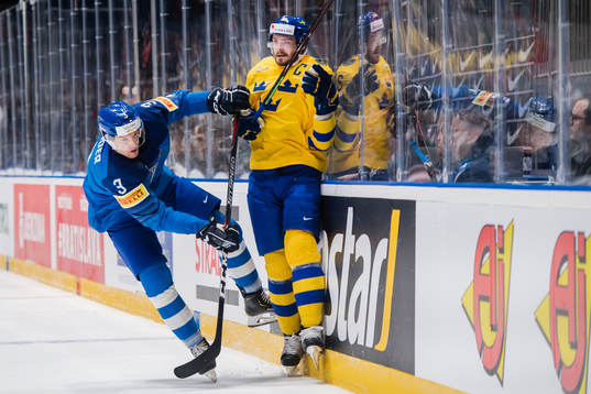Markus Gander of Italy and Oliver Ekman Larsson of Sweden