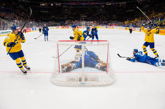 Loui Eriksson, Patric Hörnqvist and Elias Lindholm of