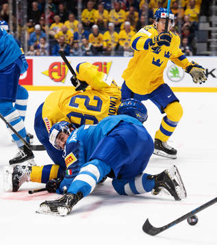 Raphael Andergassen of Italy in action against Elias
