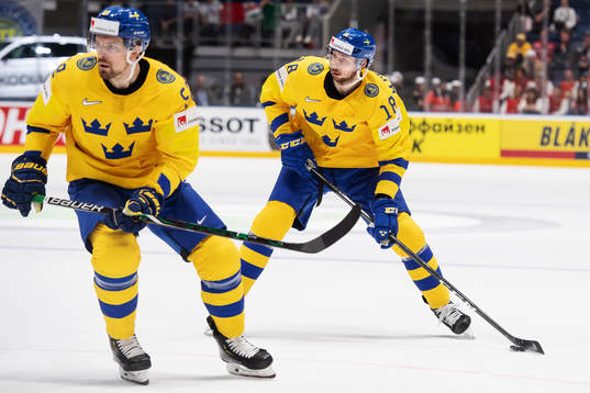 Anton Lander and Marcus Pettersson of Sweden