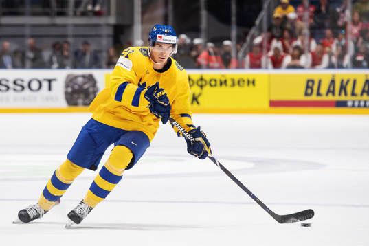 Loui Eriksson of Sweden