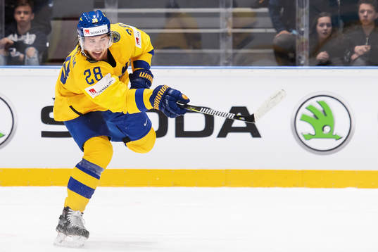 Elias Lindholm of Sweden