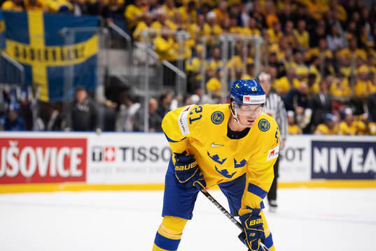 Loui Eriksson of Sweden