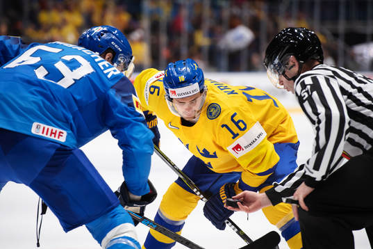 Alex Lambacher of Italy and Marcus Krüger of Sweden