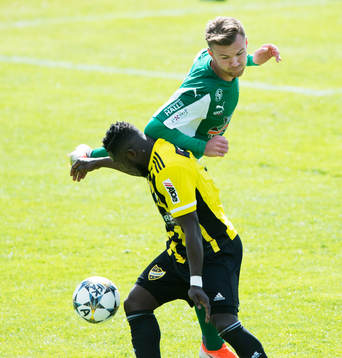 IFK Hässleholms Mike Andrew  i matchen i division 2 mellan