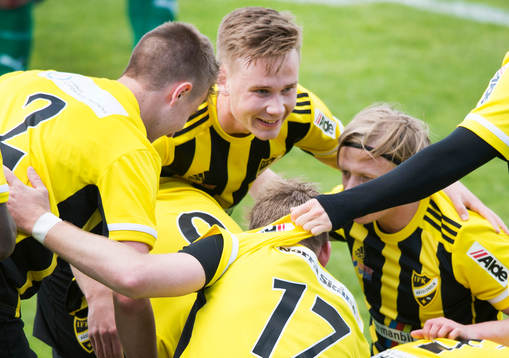 IFK Hässleholm måljublar i matchen i division 2 mellan