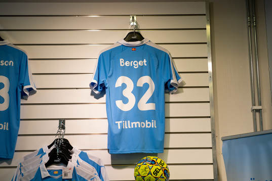 Malmö FFs Jo Inge Bergets matchtröja till salu i shopen