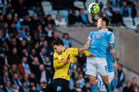 Malmö FFs Arnór Traustason och Elfsborgs Deniz Hümmet