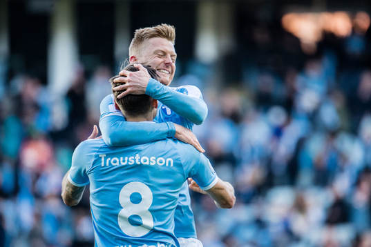 Malmö FFs Anders Christiansen och Arnór Traustason jublar
