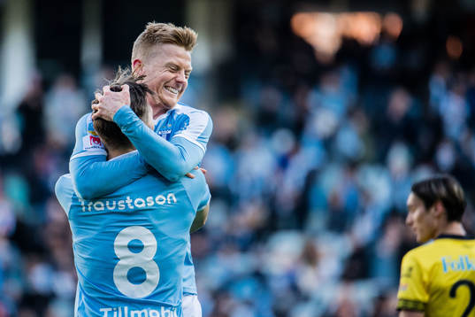 Malmö FFs Arnór Traustason och Anders Christiansen jublar