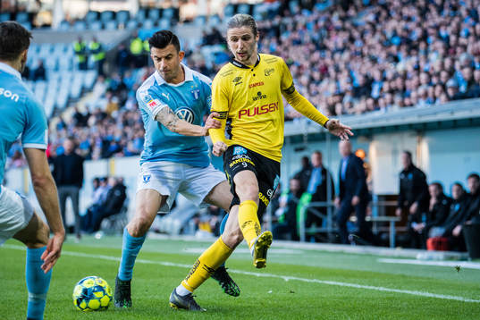 Malmö FFs Behrang Safari och Elfsborgs Pawel Cibicki