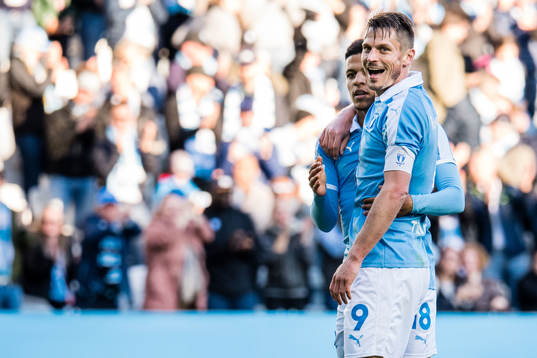 Malmö FFs Markus Rosenberg och Romain Gall jublar