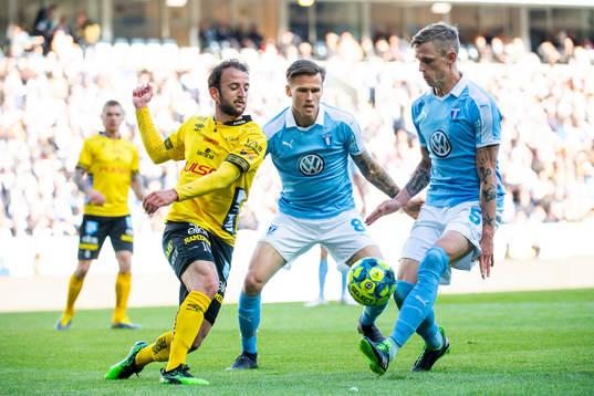Elfsborgs Robert Gojani och Malmö FFs Sören Rieks och