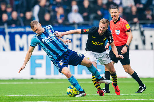 s Sebastian Larsson