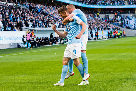 Malmö FFs Markus Rosenberg jublar